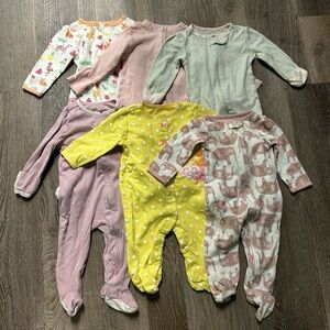 Baby Girl Footie Pajamas Size 6-9 Months 2 Way Zipper